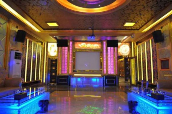 揭秘重庆老街按摩店，正宗手法，舒服到不想离开！